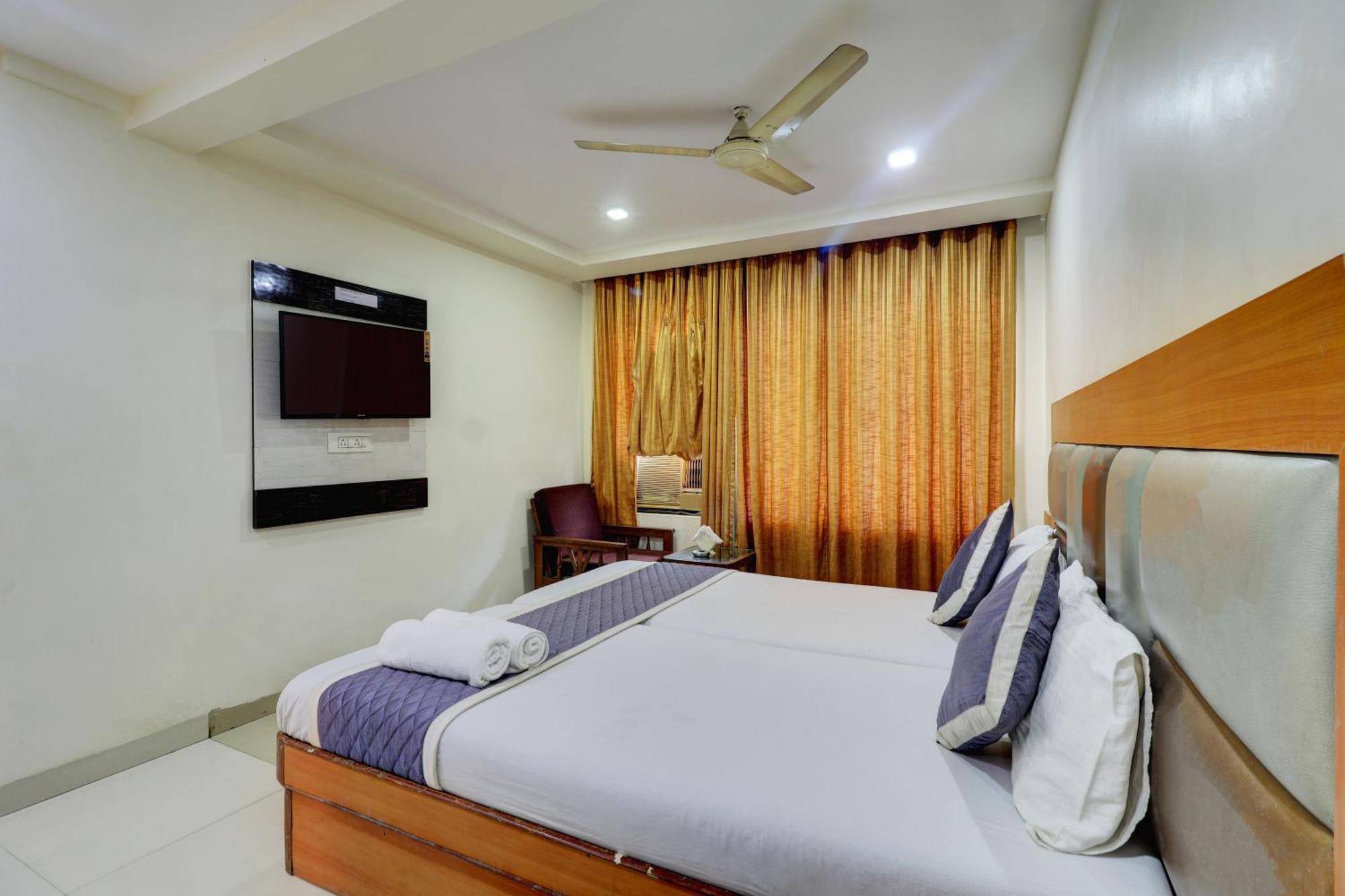 Hotel New Sarovar Grand Panvel Eksteriør bilde
