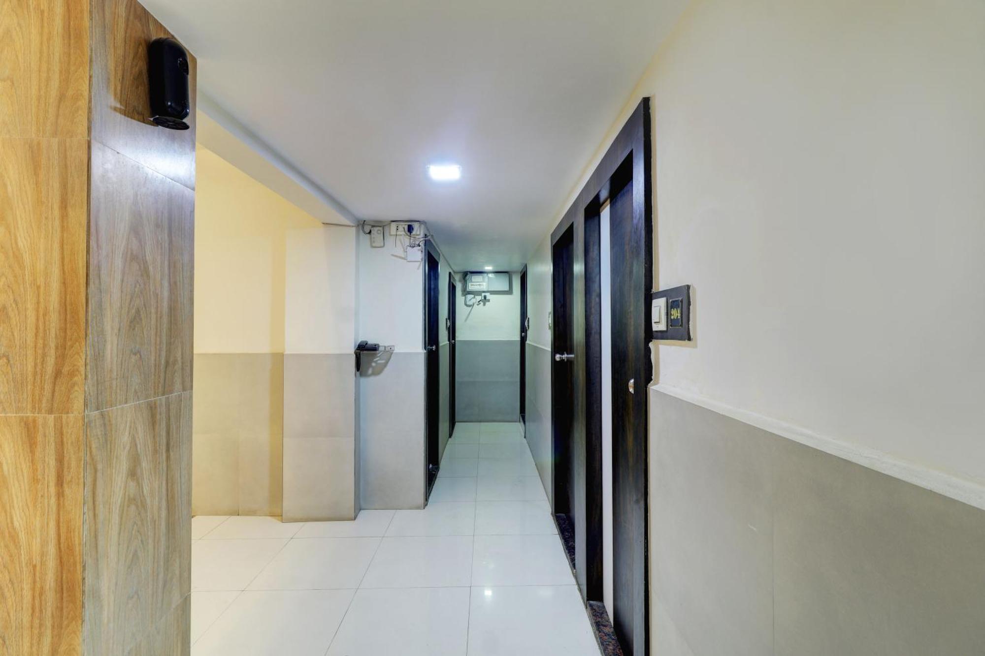 Hotel New Sarovar Grand Panvel Eksteriør bilde